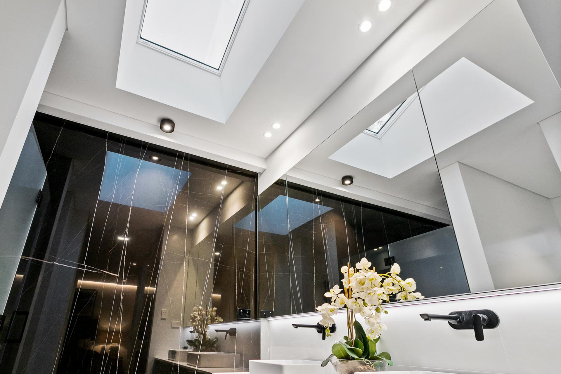 Salter Point - Faze Vita - Bathroom